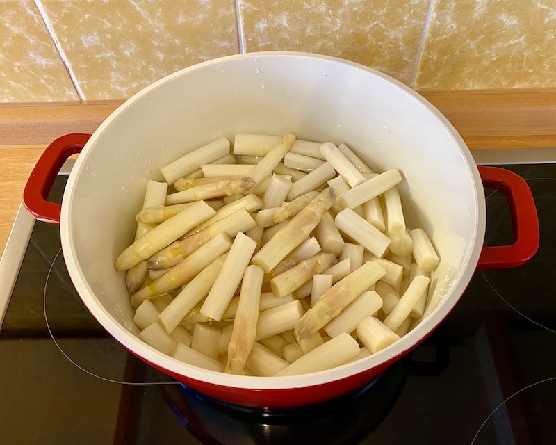 Spargelkochen